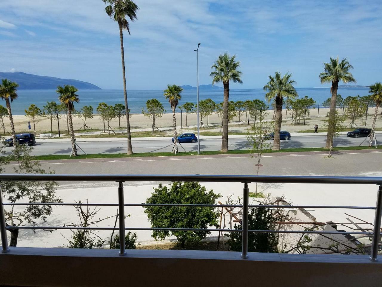 Vila Genos Lungomare Apartahotel Vlorë